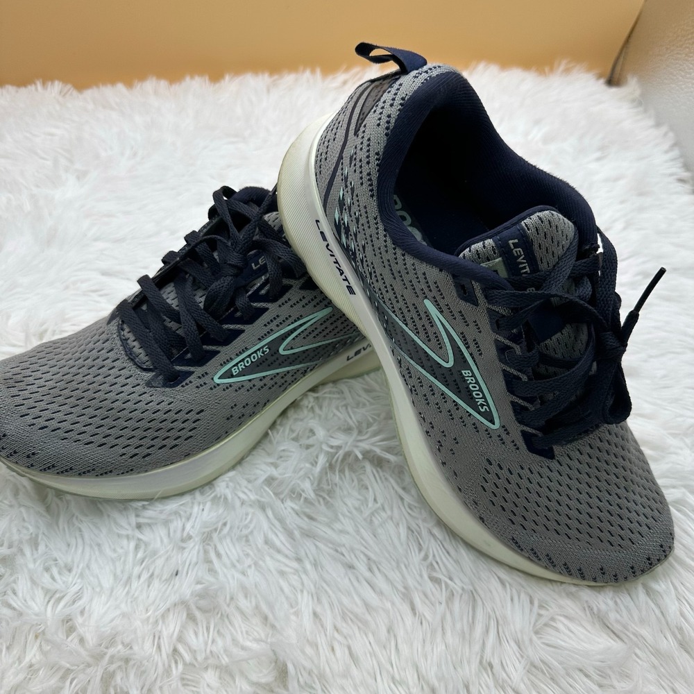 Brooks Levitate 5 Running Shoes Womens 8 Gray Blue Athletic Sneakers 1203571B069